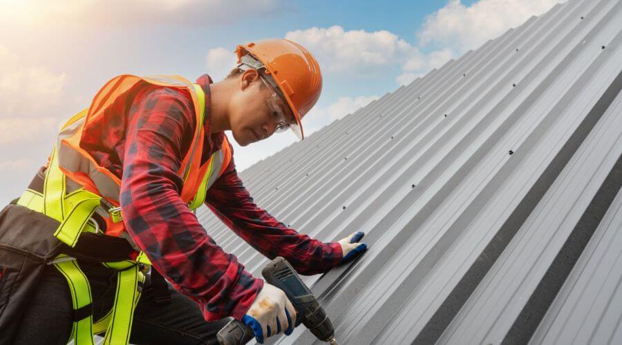 Professional Emergency Roof Repairs services in Green Mountain, NC